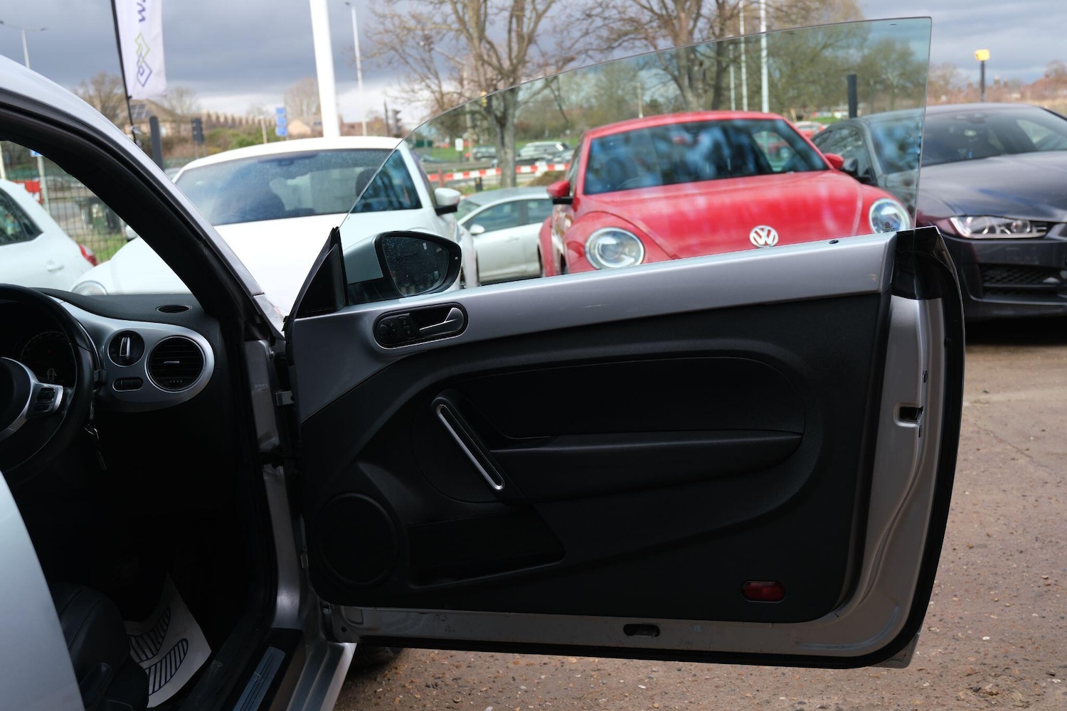 Used Volkswagen Beetle for sale - 77538136: Photo 29