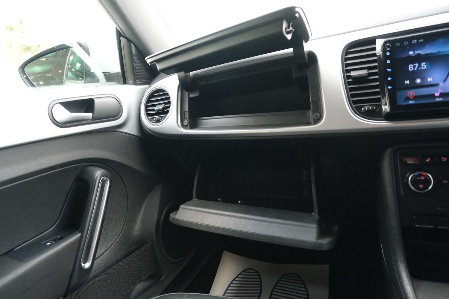 Used Volkswagen Beetle for sale - 77538136: Photo 48