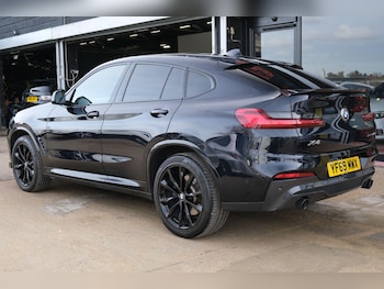 Used BMW X4 2019 for sale - 76441335: Photo