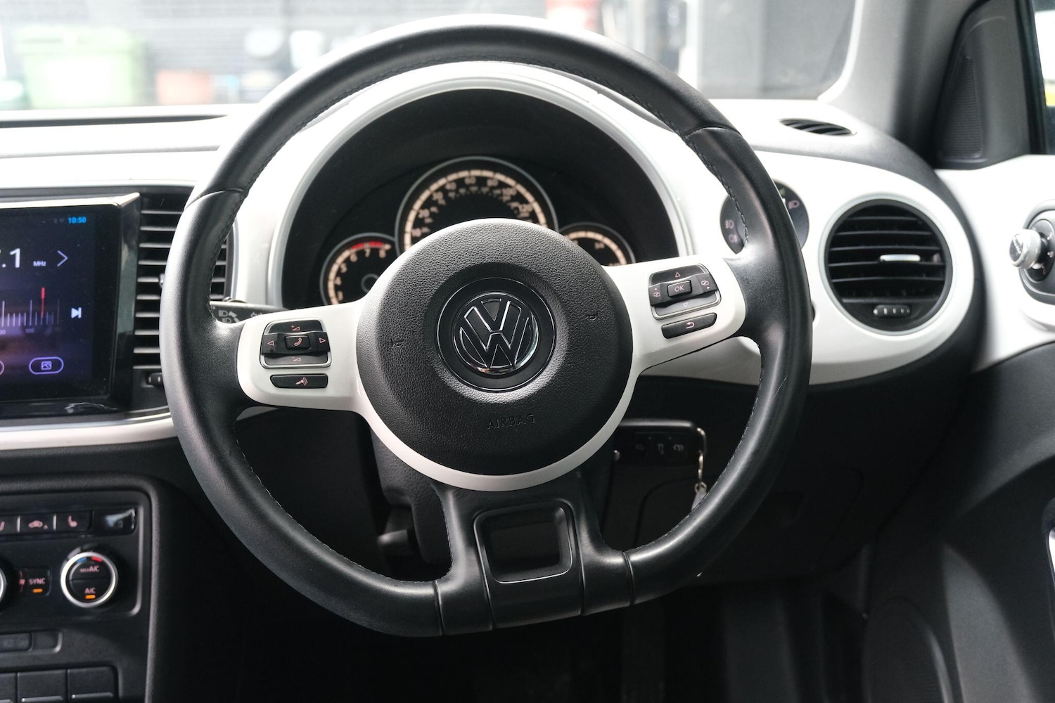 Used Volkswagen Beetle for sale - 77537341: Photo 18