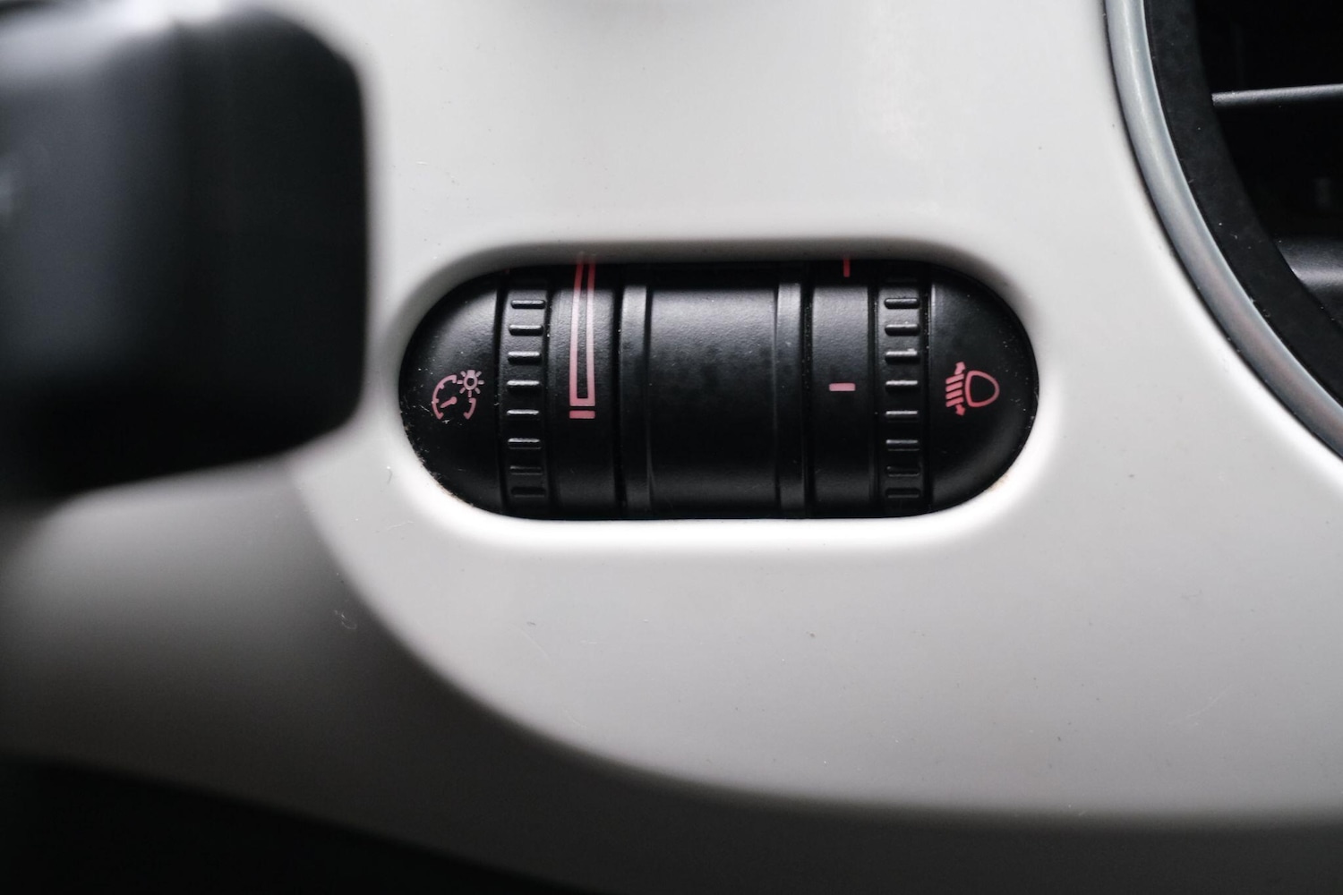 Used Volkswagen Beetle for sale - 77537341: Photo 36