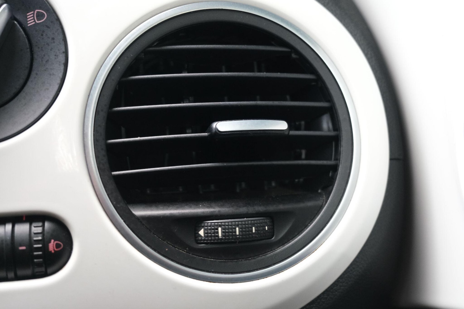 Used Volkswagen Beetle for sale - 77537341: Photo 68