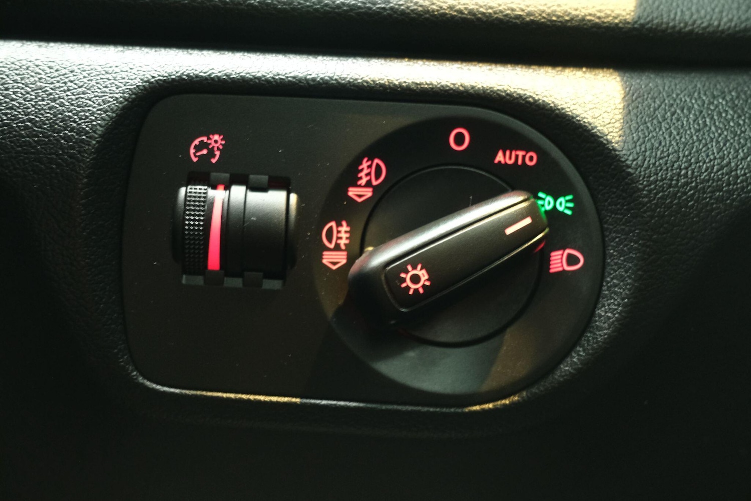 Used Audi Q3 for sale - 77883334: Photo 35