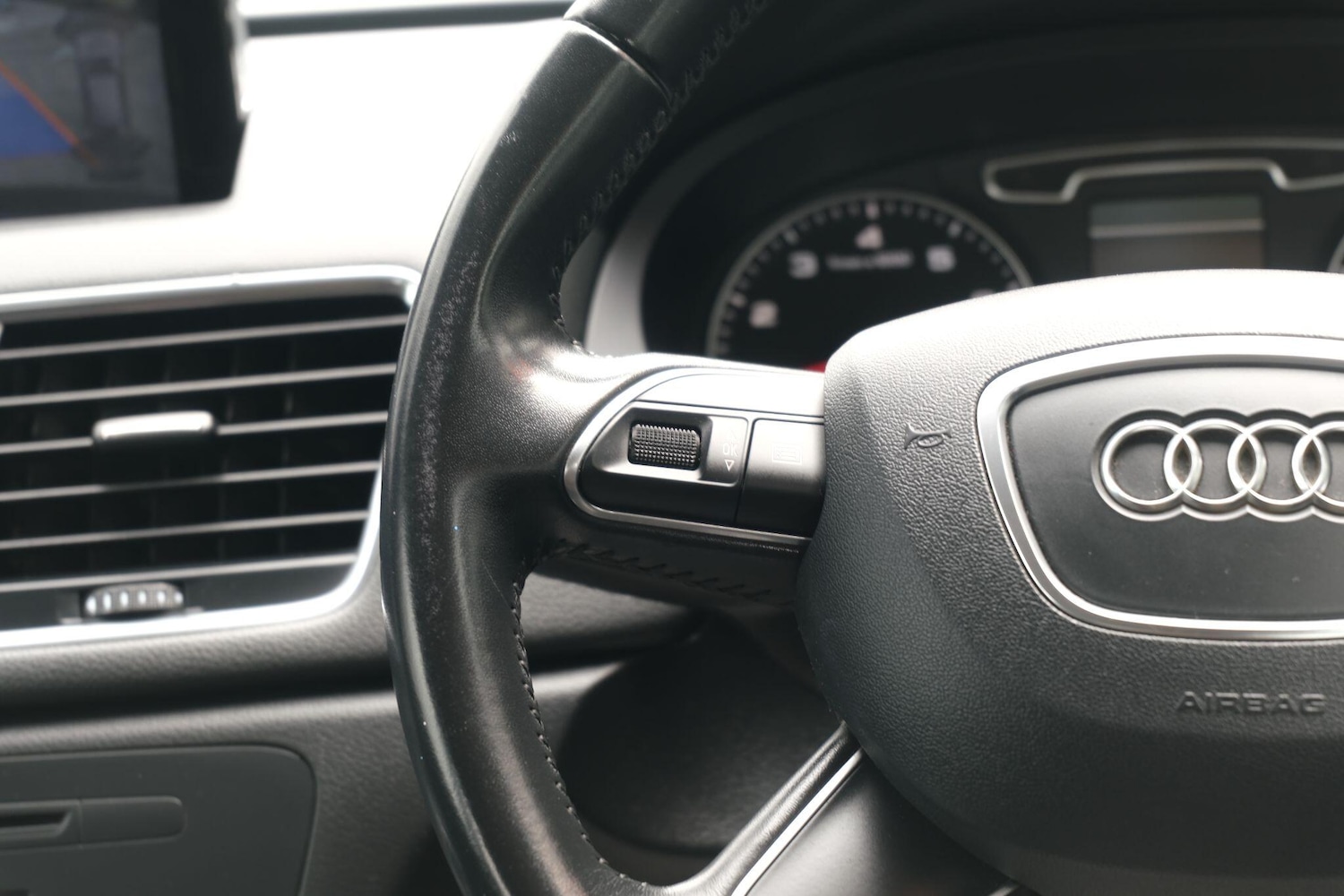 Used Audi Q3 for sale - 77883334: Photo 55