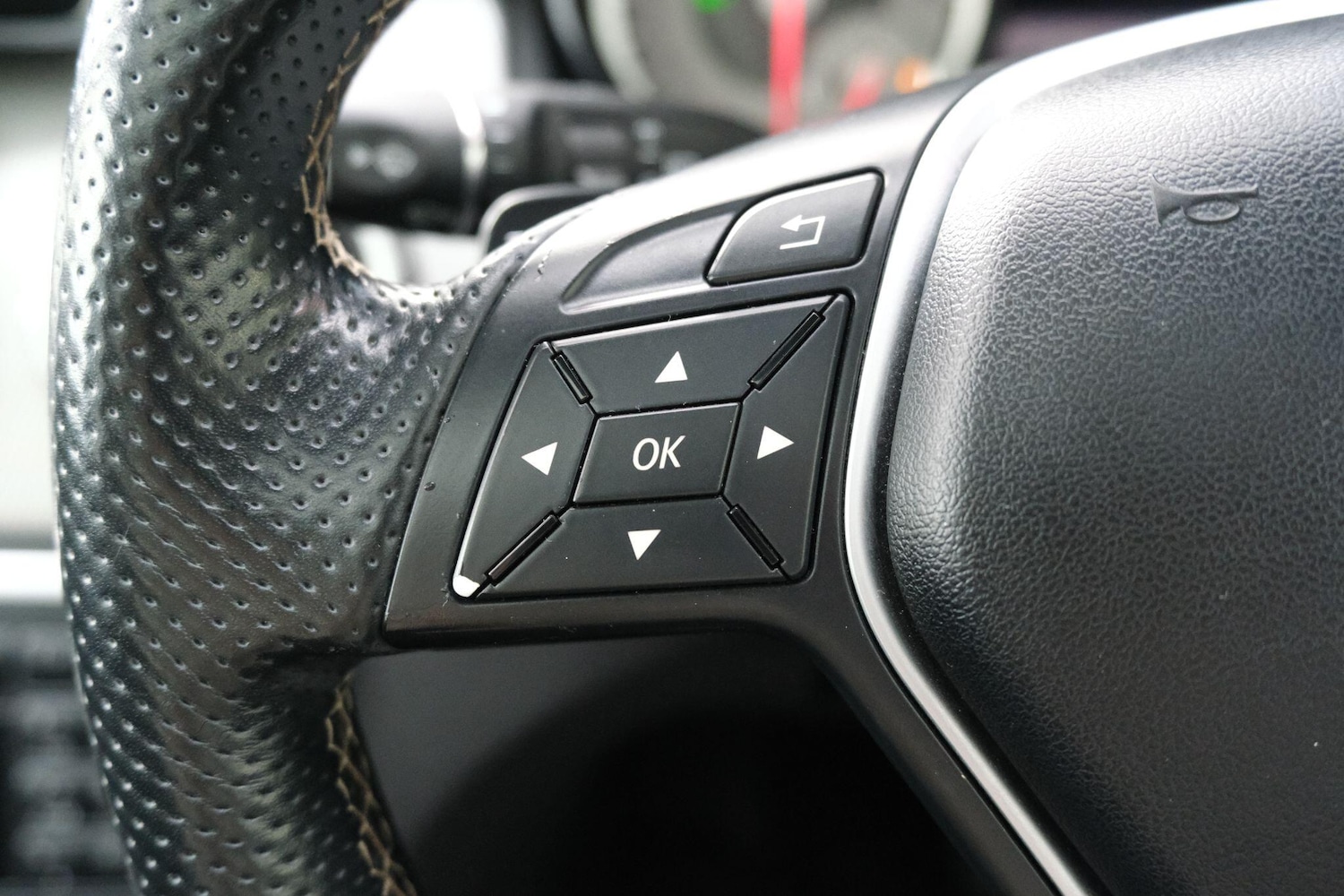 Used Mercedes-Benz GLA 2025 for sale - 76440762: Photo 36