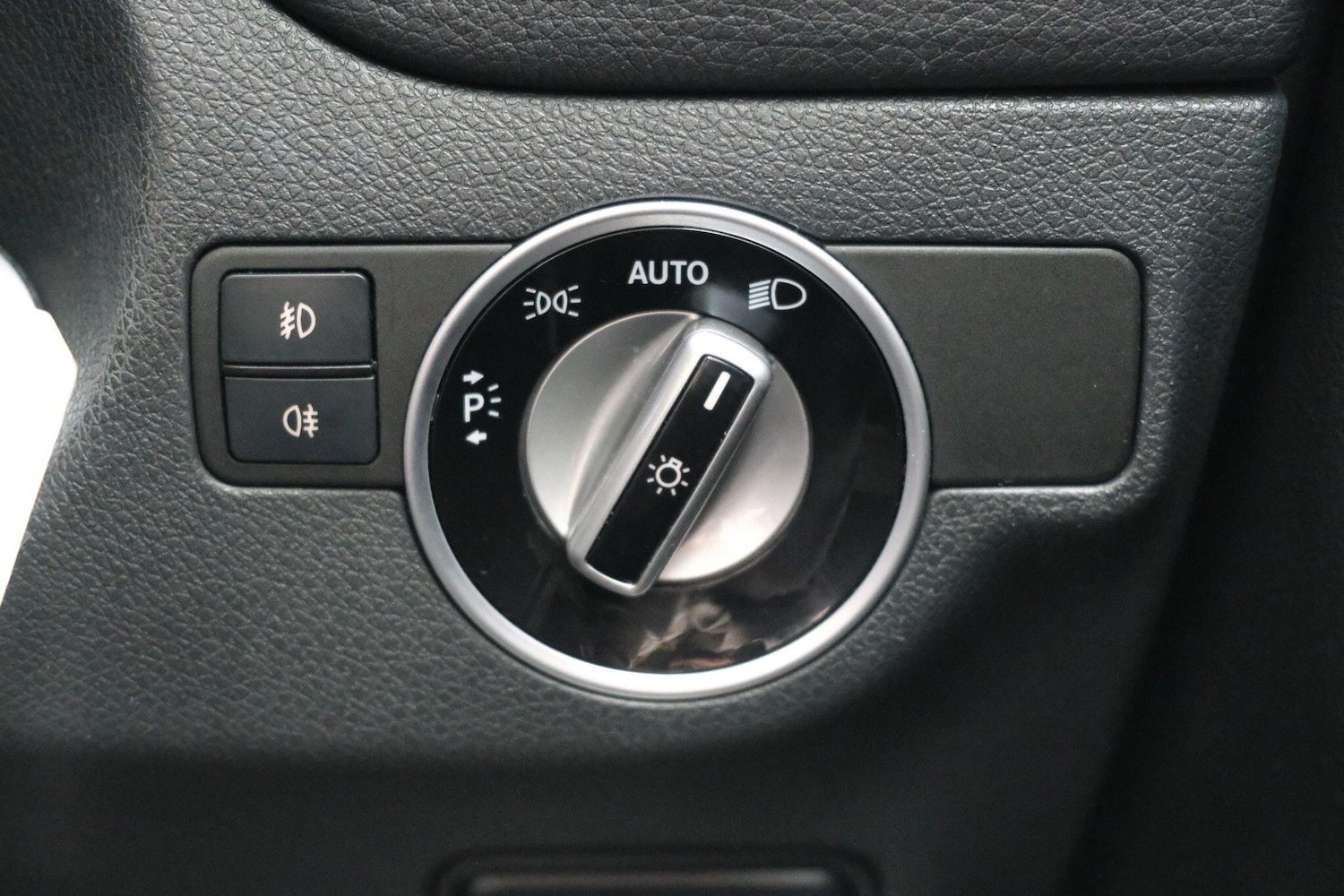 Used Mercedes-Benz GLA 2025 for sale - 76440762: Photo 40