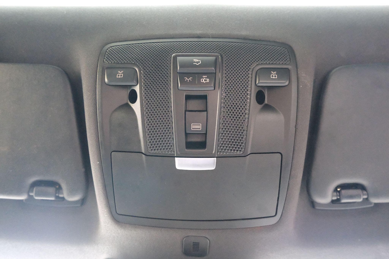 Used Mercedes-Benz GLA 2025 for sale - 76440762: Photo 41