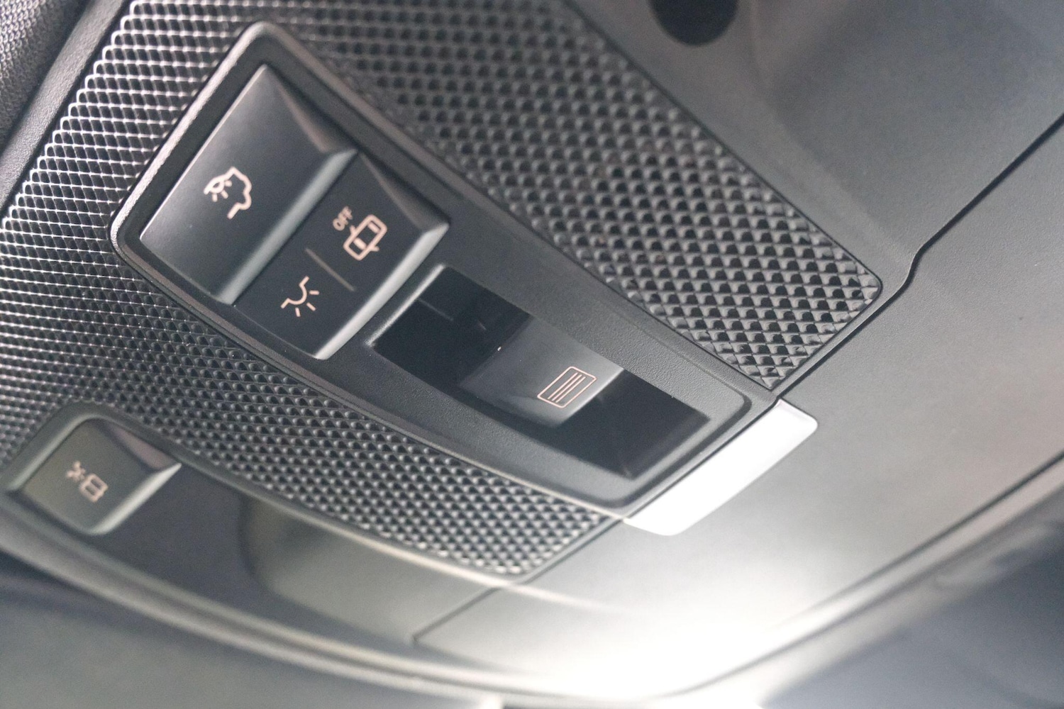 Used Mercedes-Benz GLA 2025 for sale - 76440762: Photo 42