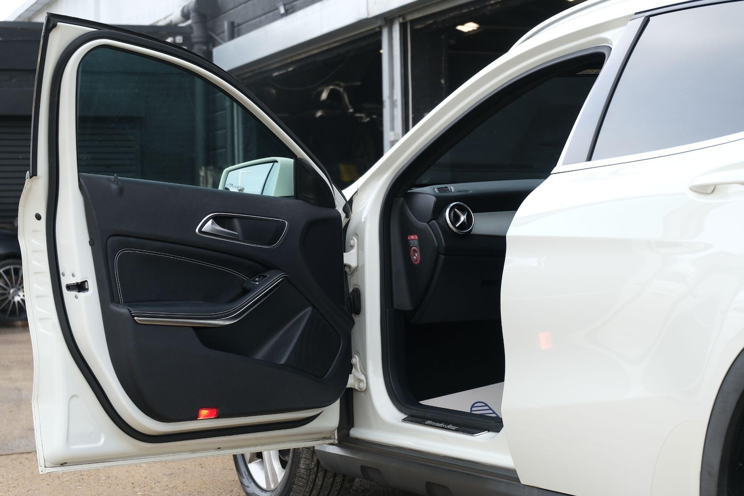 Used Mercedes-Benz GLA 2025 for sale - 76440762: Photo 49