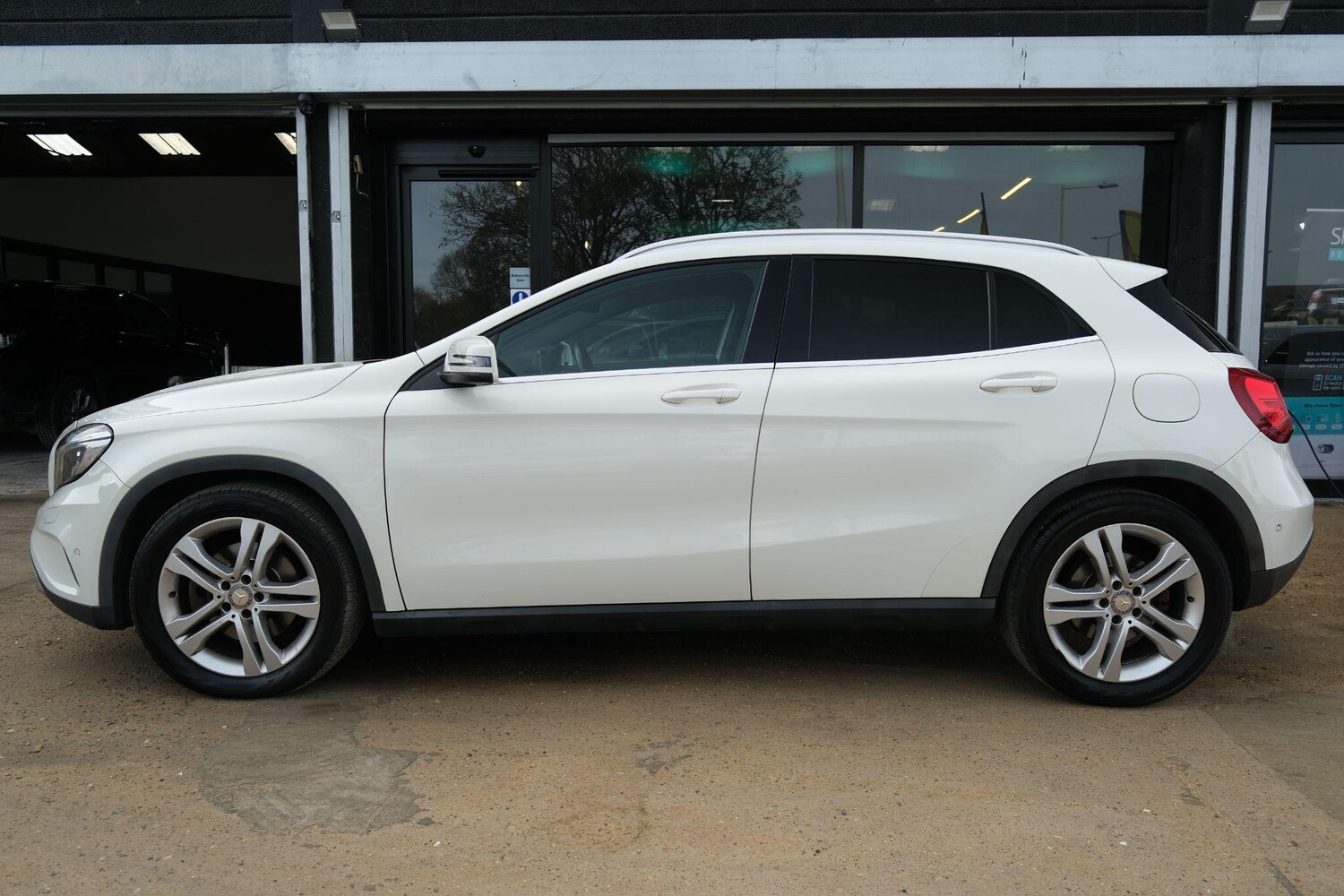 Used Mercedes-Benz GLA 2025 for sale - 76440762: Photo 9