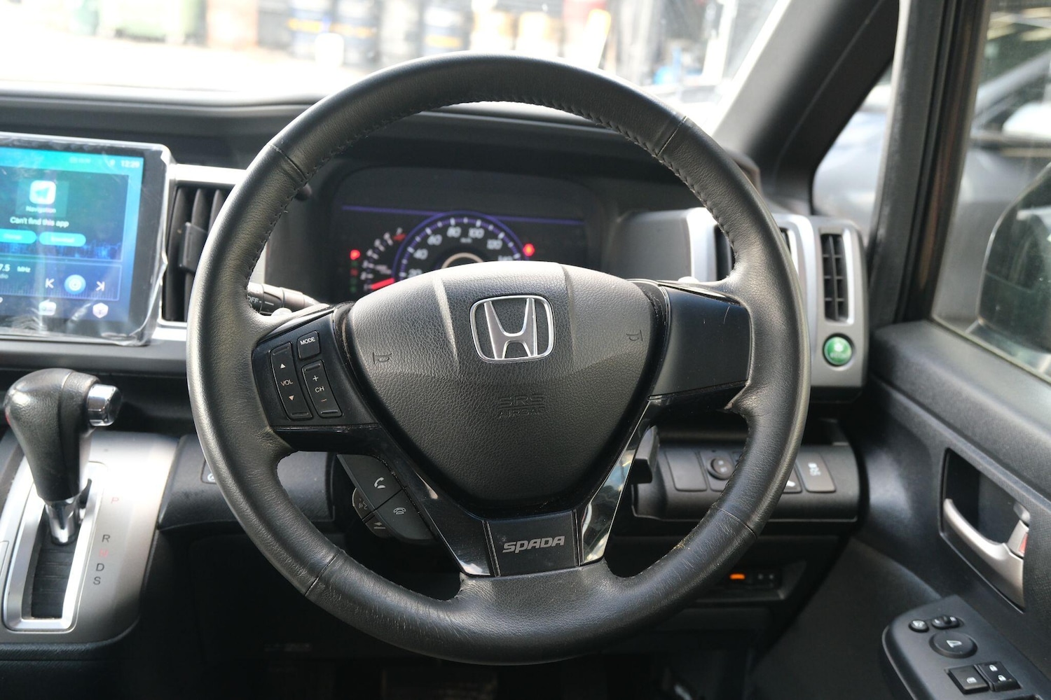 Used Honda Stepwagon for sale - 77266654: Photo 15