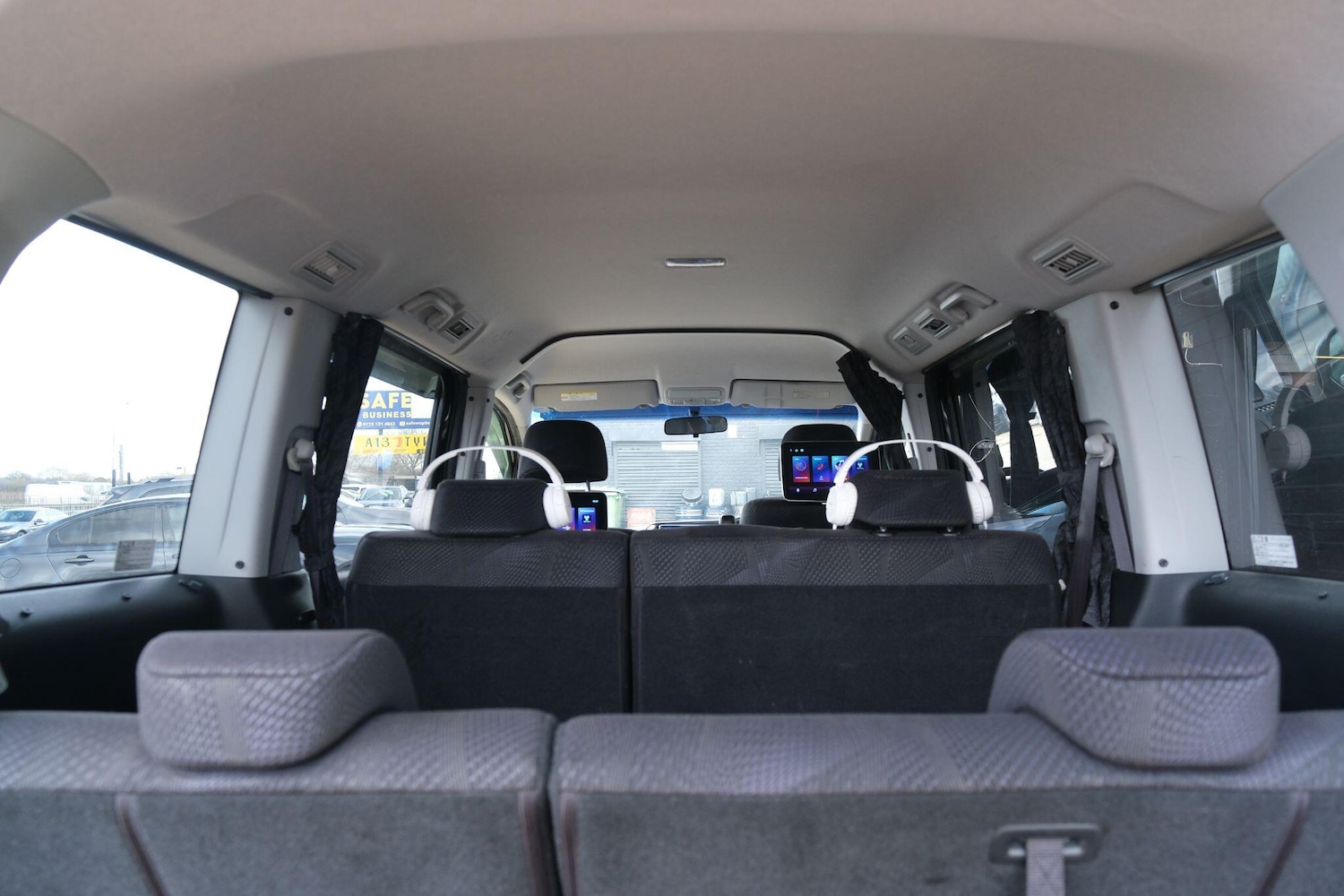 Used Honda Stepwagon for sale - 77266654: Photo 17