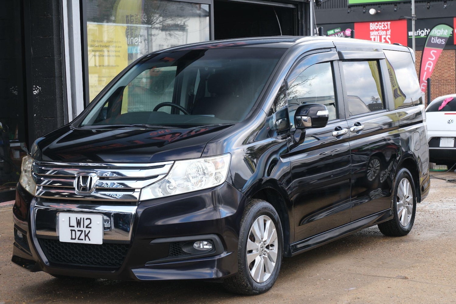 Used Honda Stepwagon for sale - 77266654: Photo 3