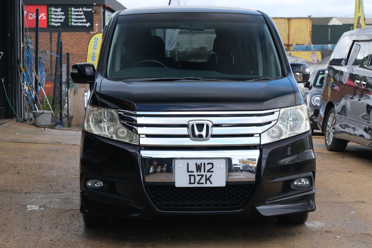 Used Honda Stepwagon for sale - 77266654: Photo 5