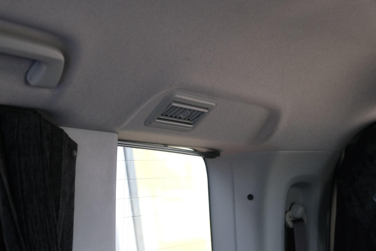 Used Honda Stepwagon for sale - 77266654: Photo 74