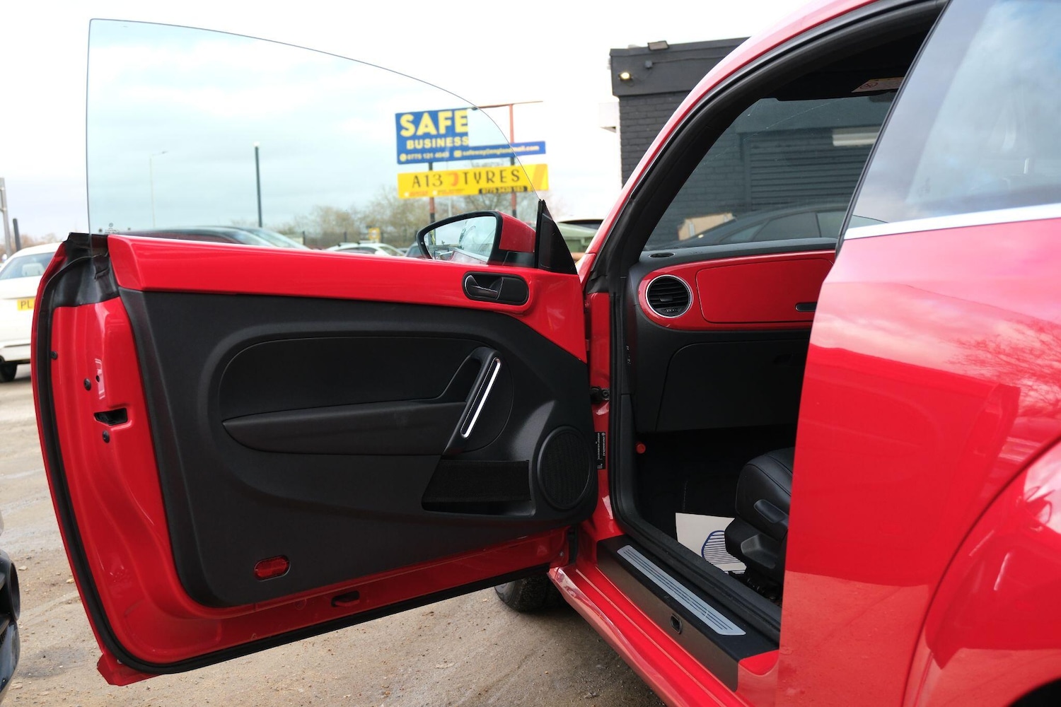 Used Volkswagen Beetle for sale - 76855632: Photo 36