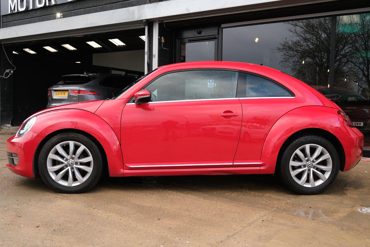 Used Volkswagen Beetle for sale - 76855632: Photo 4