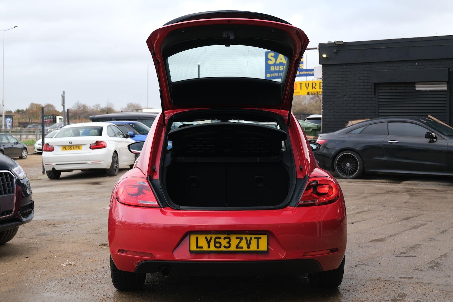 Used Volkswagen Beetle for sale - 76855632: Photo 9