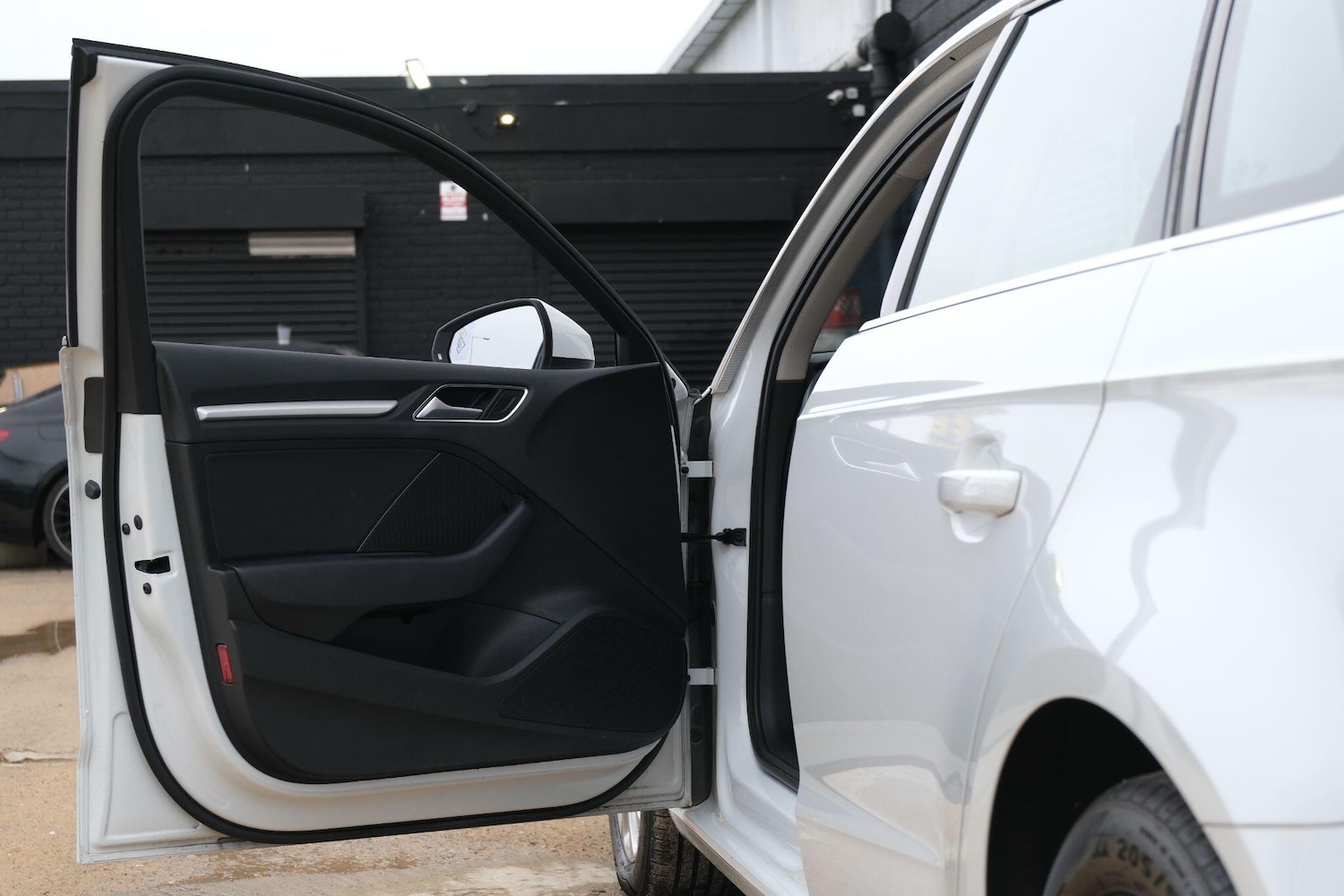 Used Audi A3 for sale - 76608160: Photo 44