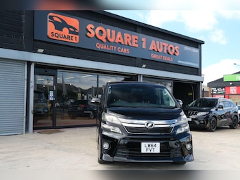 Used Toyota Vellfire 2015 for sale - 78934709: Photo