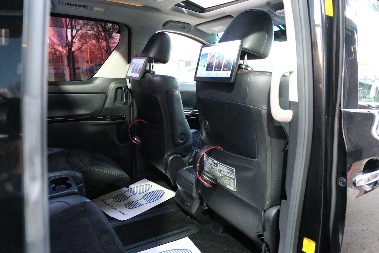 Used Toyota Vellfire 2026 for sale - 77982354: Photo 22