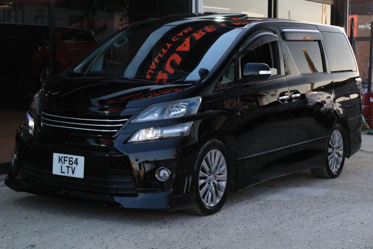 Used Toyota Vellfire 2026 for sale - 77982354: Photo 4