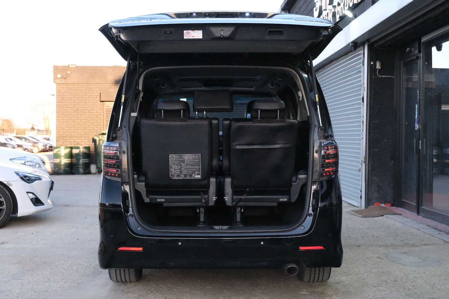 Used Toyota Vellfire 2026 for sale - 77982354: Photo 61