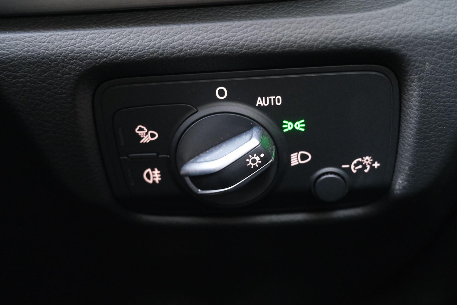 Used Audi A3 2016 for sale - 77723812: Photo 41