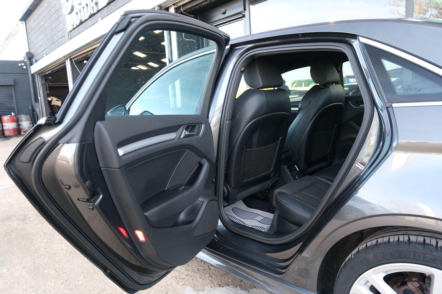 Used Audi A3 2016 for sale - 77723812: Photo 42