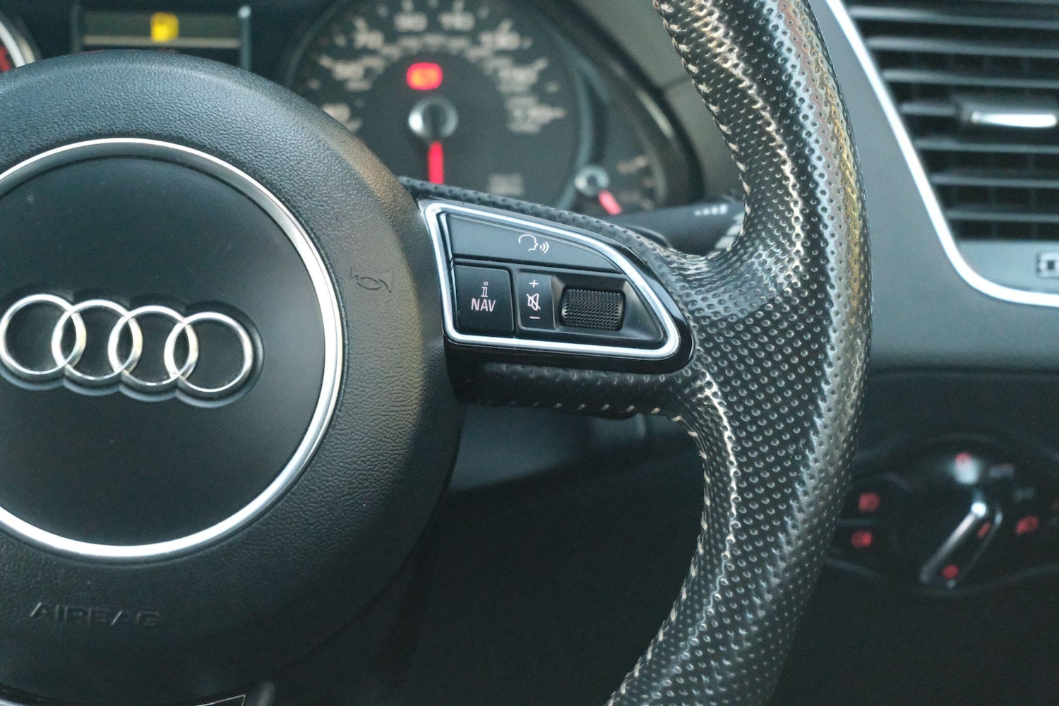 Used Audi Q5 for sale - 77215872: Photo 18