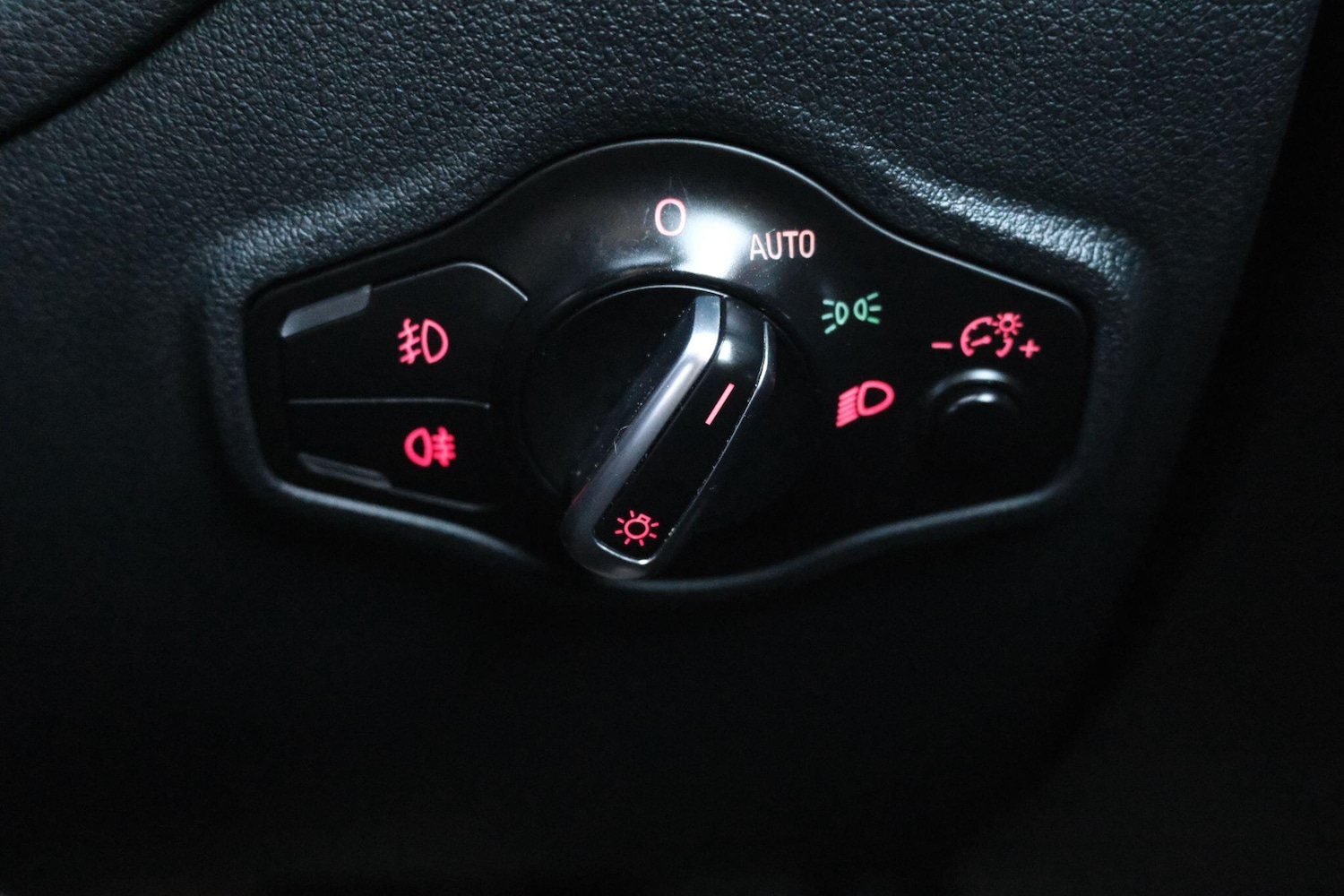 Used Audi Q5 for sale - 77215872: Photo 41