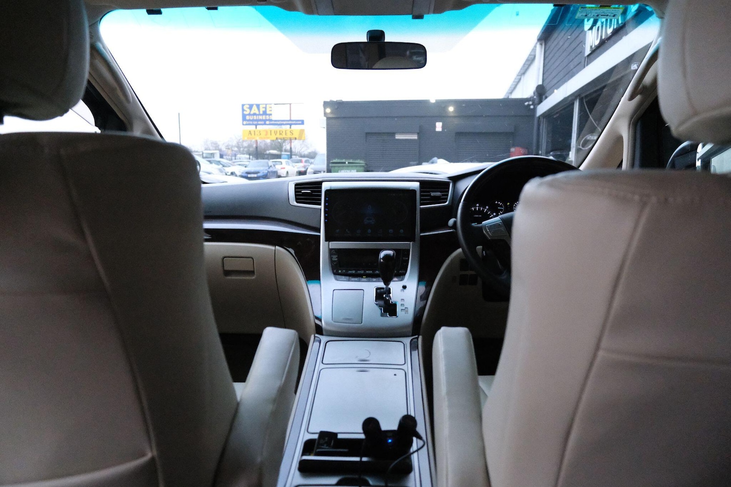 Used Toyota Alphard 2026 for sale - 77376839: Photo 73