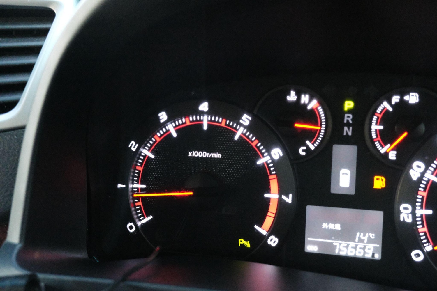 Used Toyota Vellfire 2025 for sale - 76020210: Photo 24