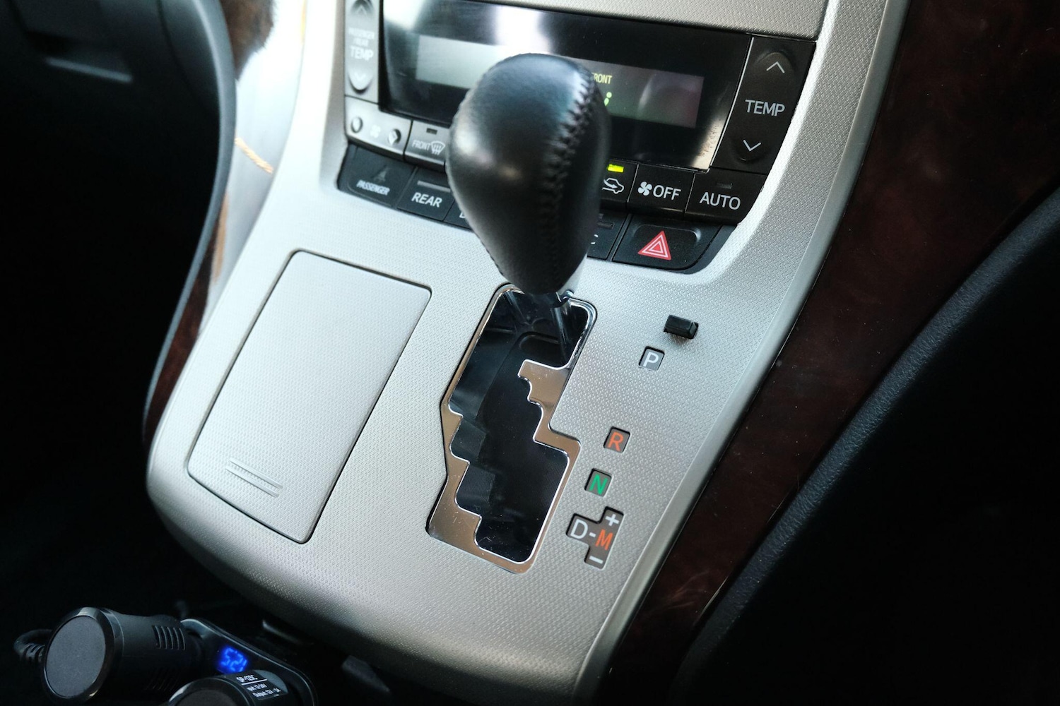 Used Toyota Vellfire 2025 for sale - 76020210: Photo 26