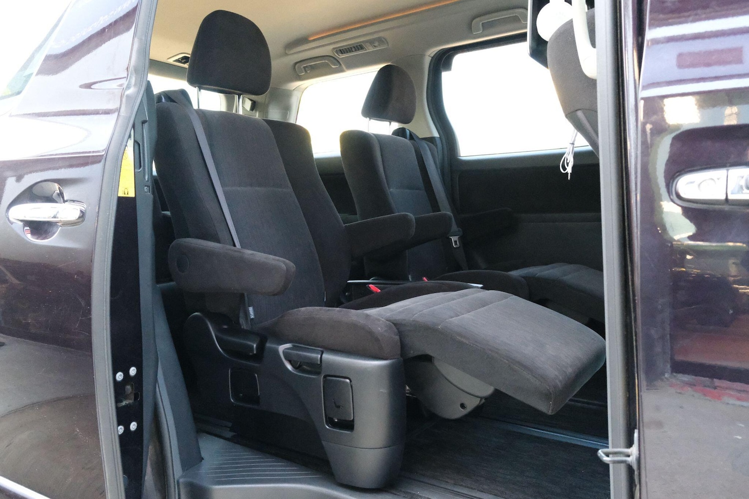 Used Toyota Vellfire 2025 for sale - 76020210: Photo 27