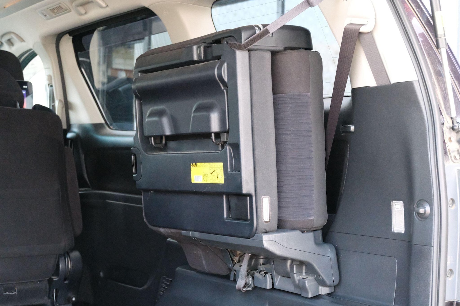 Used Toyota Vellfire 2025 for sale - 76020210: Photo 33