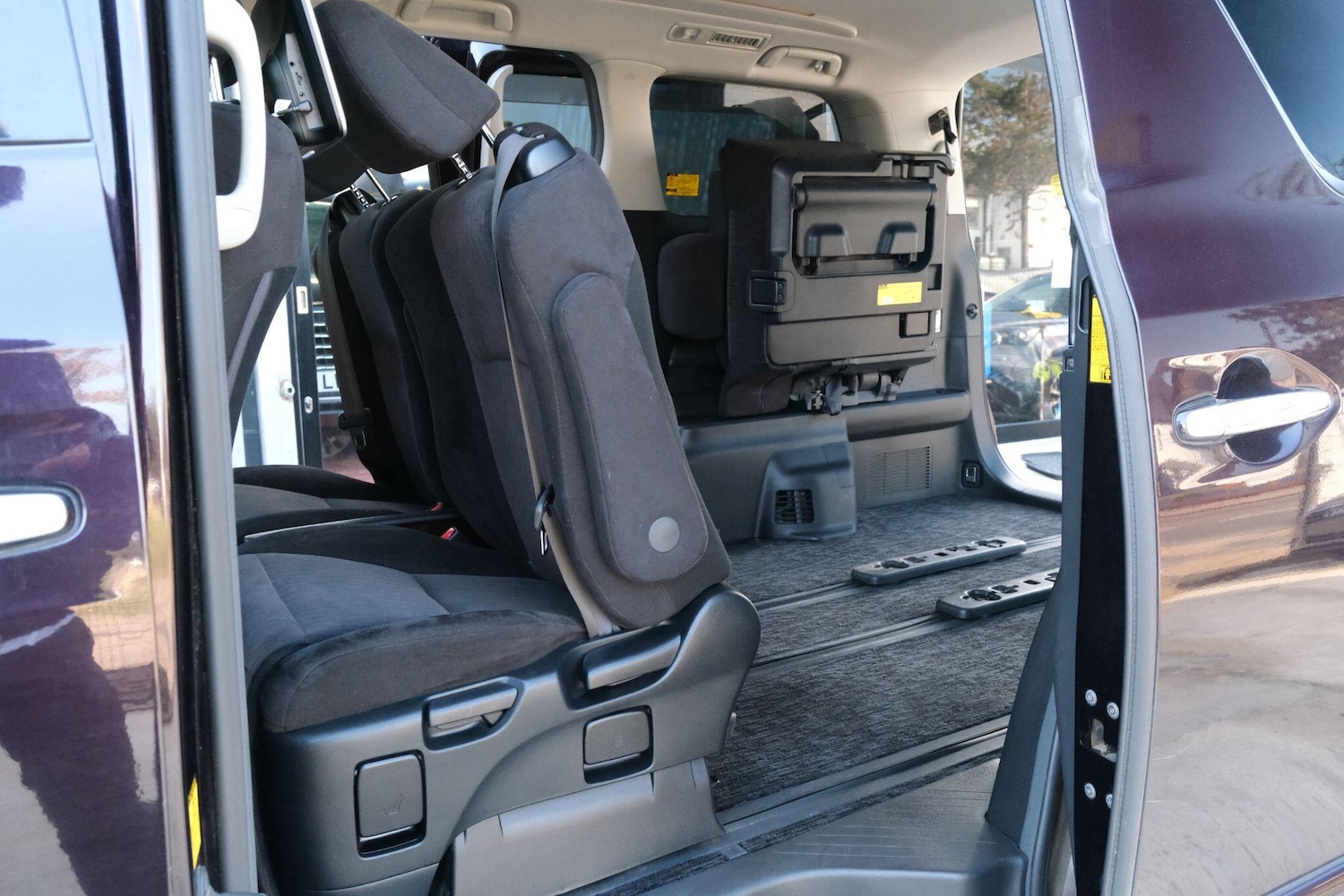 Used Toyota Vellfire 2025 for sale - 76020210: Photo 35