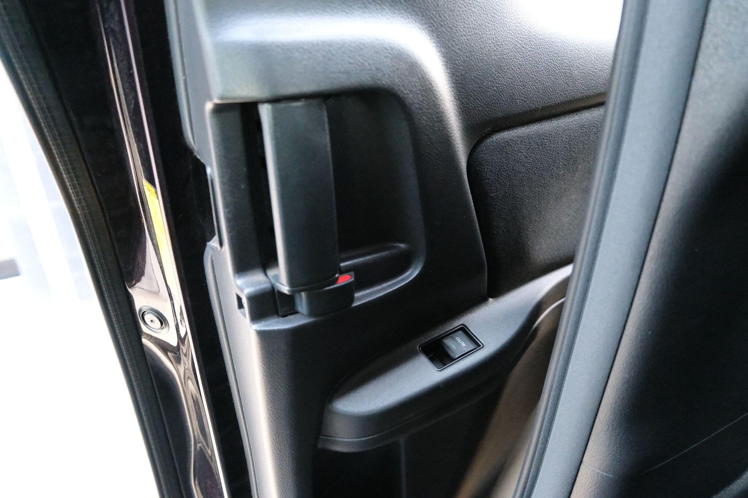 Used Toyota Vellfire 2025 for sale - 76020210: Photo 39