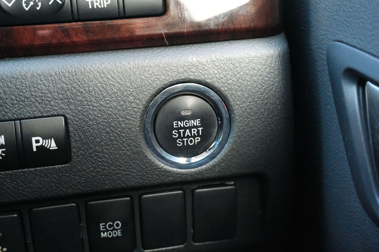 Used Toyota Vellfire 2025 for sale - 76020210: Photo 44