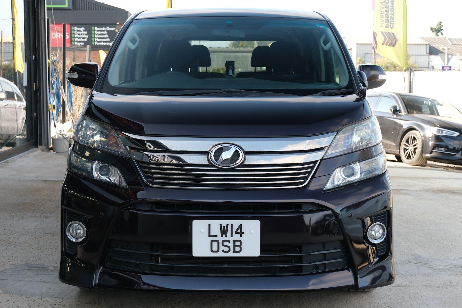Used Toyota Vellfire 2025 for sale - 76020210: Photo 5