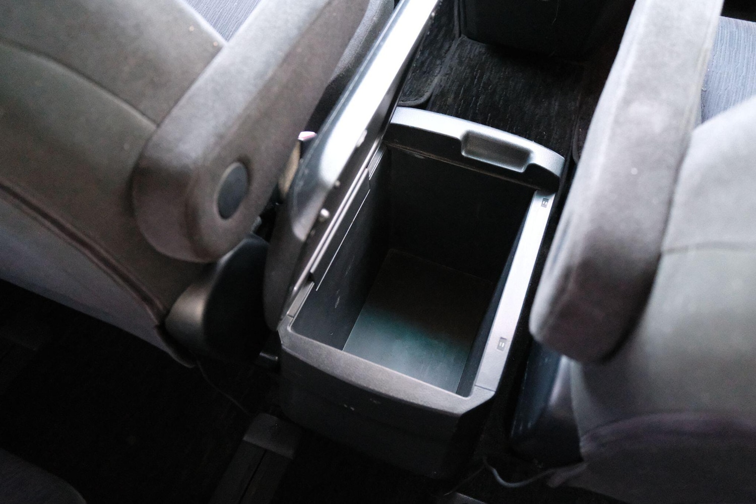 Used Toyota Vellfire 2025 for sale - 76020210: Photo 73