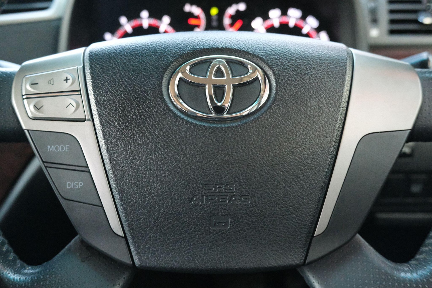 Used Toyota Vellfire 2025 for sale - 76020210: Photo 77