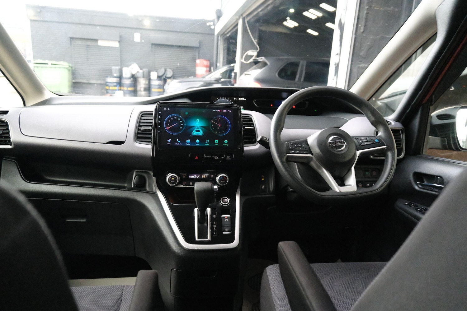 Used Nissan Serena 2026 for sale - 77387288: Photo 14