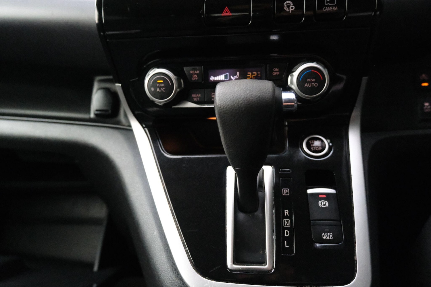 Used Nissan Serena 2026 for sale - 77387288: Photo 23