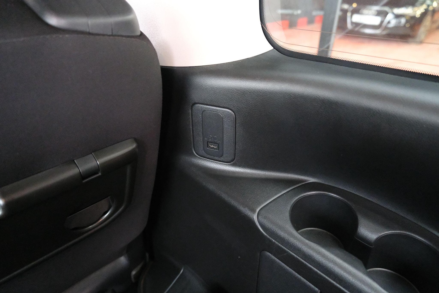 Used Nissan Serena 2026 for sale - 77387288: Photo 31