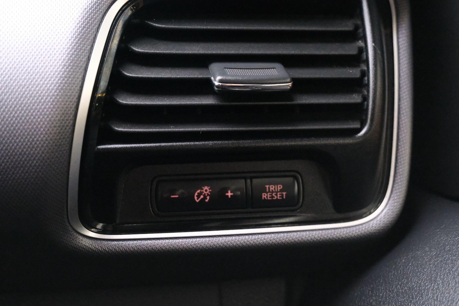 Used Nissan Serena 2026 for sale - 77387288: Photo 41