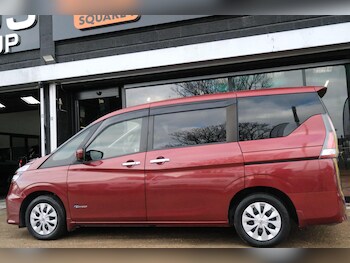 Used Nissan Serena 2016 for sale - 77387288: Photo