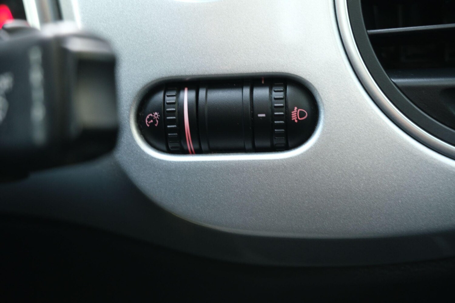 Used Volkswagen Beetle for sale - 77586642: Photo 32