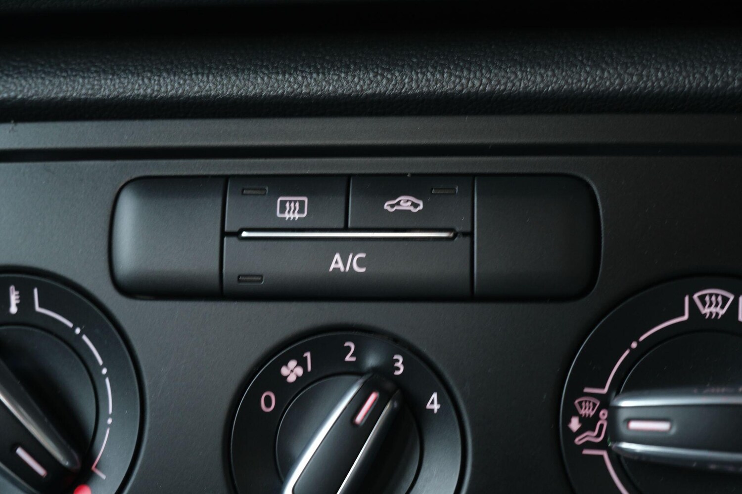 Used Volkswagen Beetle for sale - 77586642: Photo 38