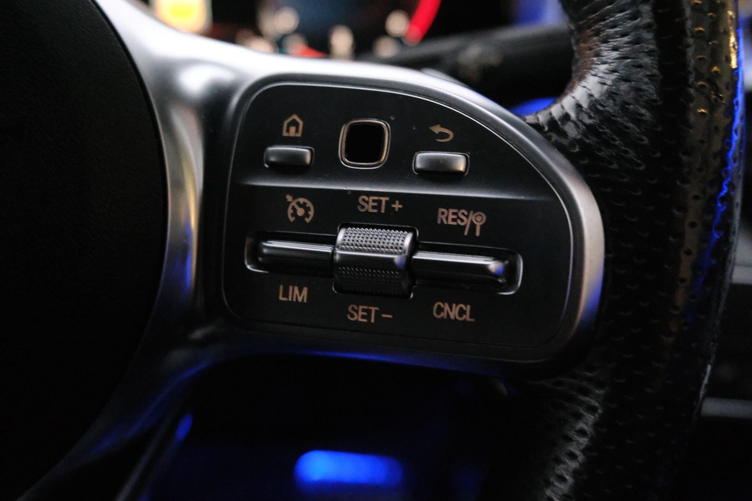 Used Mercedes-Benz CLA 2020 for sale - 76667401: Photo 31